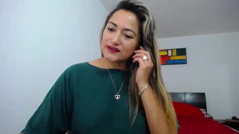 ximena online show from February 2025 01:46:02 PM