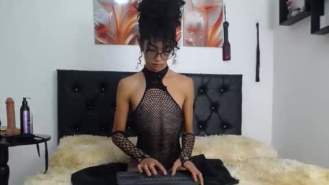 Snapshot of abigail_f00x chatting on January 2025 02:58:01 PM Abigail online show from January 2025 02:58:01 PM