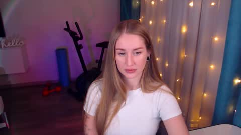 Anna online show from January 2025 06:36:02 PM