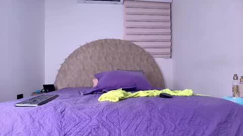 Abigail online show from January 2026 03:00:01 AM