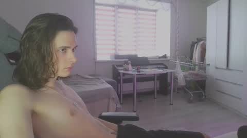 hi  cum in pvt noi extra tip online show from February 2025 12:21:01 PM