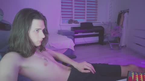 hi  cum in pvt noi extra tip online show from March 2025 02:44:02 PM