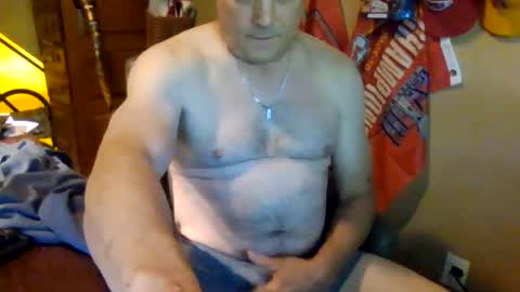 Snapshot of aboringguy chatting on June 2026 01:57:02 PM aboringguy online show from June 2026 01:57:02 PM