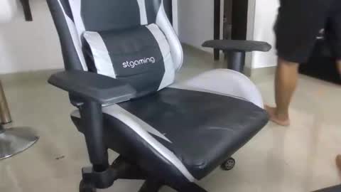 abraca402512 online show from February 2026 05:49:02 PM