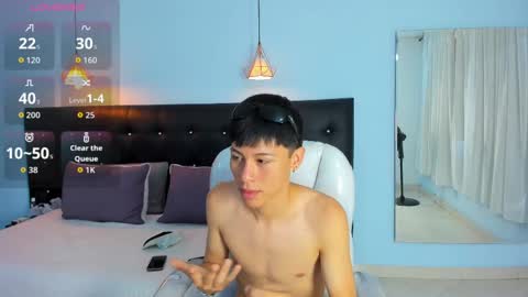 abraham_horny18 online show from October 2025 01:12:02 PM