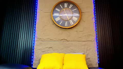  Abrovanel online show from May 2026 05:28:02 PM