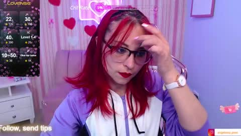 abril_ch_ online show from January 2025 10:50:01 AM