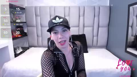 Abril Fox online show from June 2026 07:41:02 PM