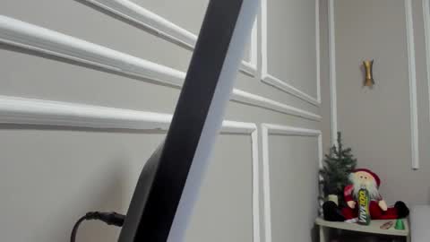 Abril jones online show from December 2025 12:29:01 AM