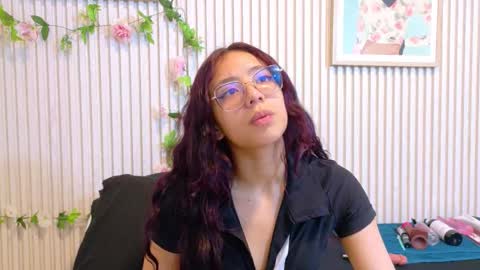 abrilmirren online show from March 2026 11:15:02 AM