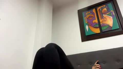 abrilsantosxo online show from May 2026 01:45:01 AM
