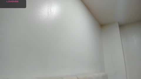 AbrilSonne online show from March 2025 08:27:01 PM