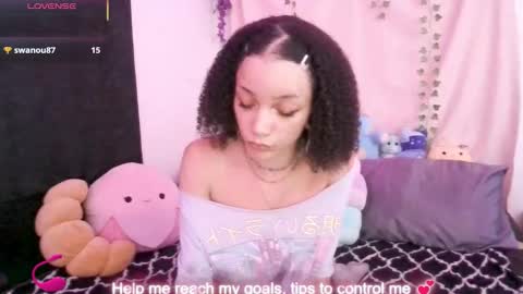 Peach online show from October 2025 04:42:01 AM