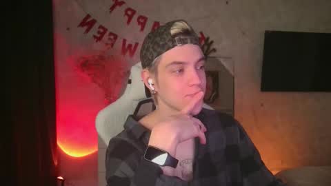 Snapshot of abslut chatting on October 2025 04:08:02 PM Nick online show from October 2025 04:08:02 PM