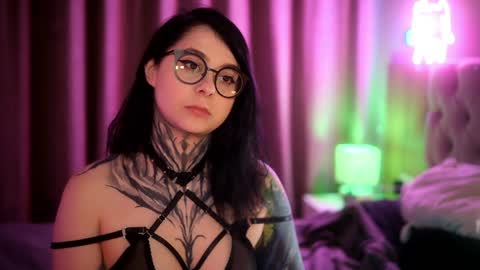 acid_pie online show from January 2025 10:34:02 PM