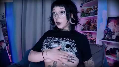 Acid or Iya  vacation November 19 to November 26 online show from January 2026 10:55:01 PM