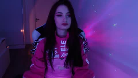 Mikasa online show from November 2025 05:03:01 PM