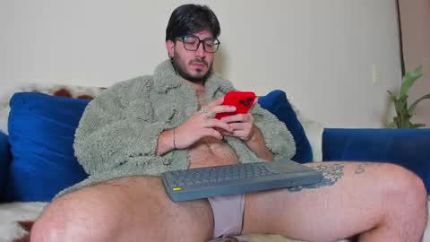 R. online show from January 2025 09:29:01 AM