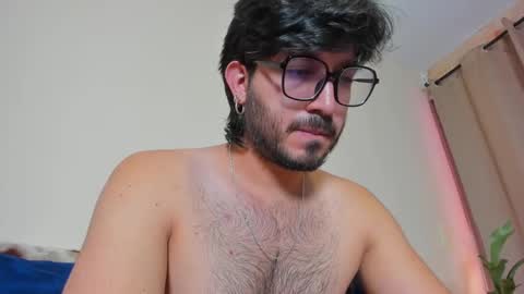 R. online show from January 2025 03:32:02 PM