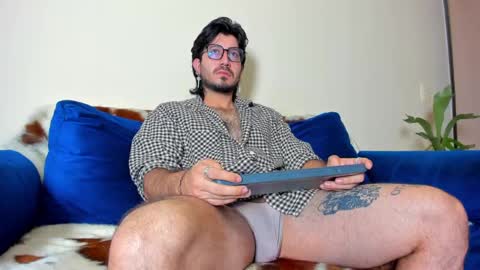 R. online show from March 2025 09:25:02 AM