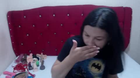 Snapshot of adafawx chatting on November 2025 05:17:01 AM Ada online show from November 2025 05:17:01 AM