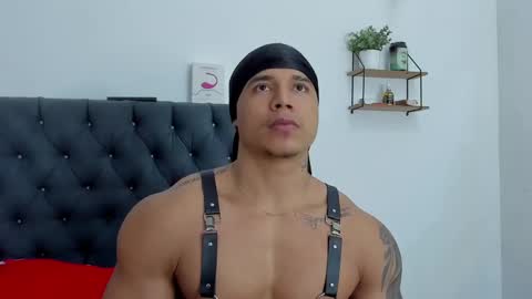 adam boss online show from September 2025 06:58:02 AM