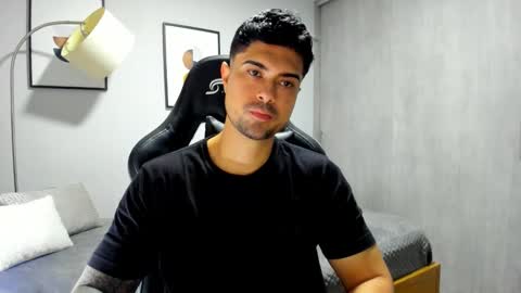 adam clarke online show from November 2025 02:49:02 PM