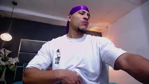 adam_fit19cm online show from September 2025 02:06:01 PM