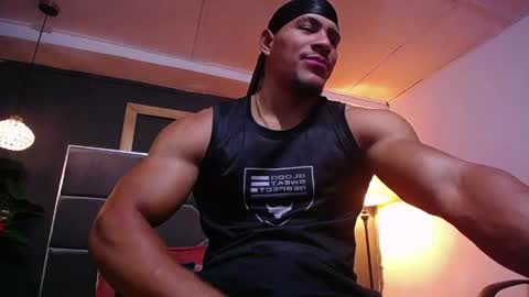 Snapshot of adam_fit19cm chatting on April 2026 02:08:01 PM adam_fit19cm online show from April 2026 02:08:01 PM