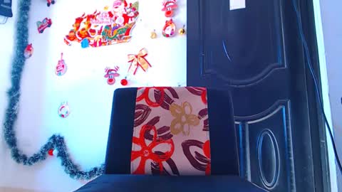 adam hot11 online show from December 2024 08:03:02 PM