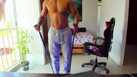 Adam Valencia online show from October 2025 04:26:01 PM