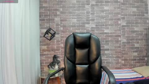 Snapshot of adamcoox chatting on December 2024 05:42:02 AM Adam online show from December 2024 05:42:02 AM