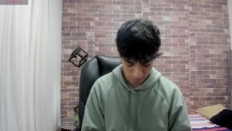 Snapshot of adamcoox chatting on December 2024 04:43:02 AM Adam online show from December 2024 04:43:02 AM