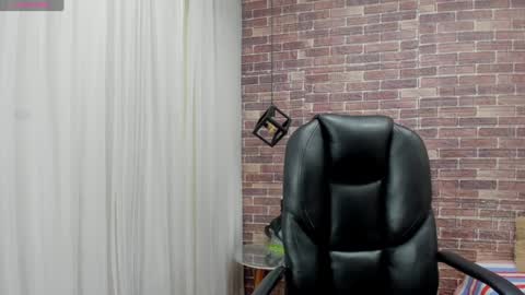 Snapshot of adamcoox chatting on December 2024 05:52:02 AM Adam online show from December 2024 05:52:02 AM