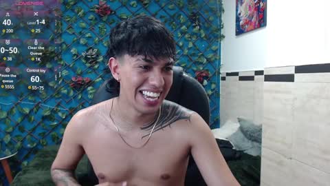 Snapshot of adamcoox chatting on December 2024 11:40:01 AM Adam online show from December 2024 11:40:01 AM