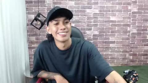 Snapshot of adamcoox chatting on February 2025 03:42:01 AM Adam online show from February 2025 03:42:01 AM