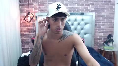 Snapshot of adamcoox chatting on March 2025 07:14:02 AM Adam online show from March 2025 07:14:02 AM