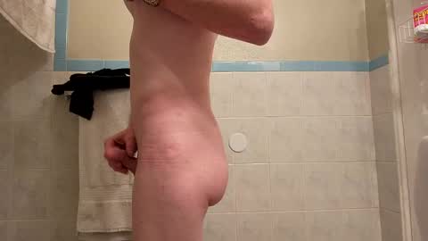 adamllamas online show from February 2025 01:13:01 AM