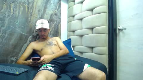 adamparker_ online show from February 2025 11:53:01 AM