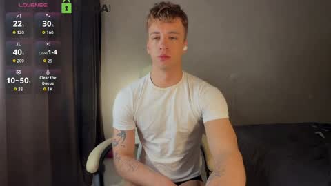 Hi Im Adam Glad to see u here 3 And its my first day online show from April 2026 12:41:01 AM