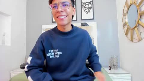 Adams Bobby online show from December 2025 11:37:01 AM