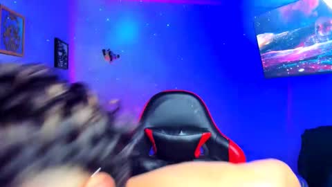 Adams online show from November 2025 05:28:02 PM