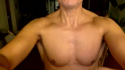 Adam online show from November 2025 12:10:02 AM