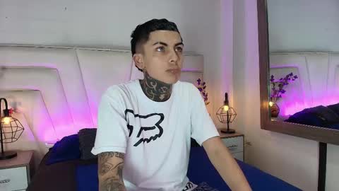 Snapshot of adamswalkerr_ chatting on February 2026 11:57:02 AM AdamsWalkerr online show from February 2026 11:57:02 AM