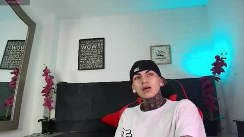 Snapshot of adamswalkerr_ chatting on February 2026 12:03:01 PM AdamsWalkerr online show from February 2026 12:03:01 PM