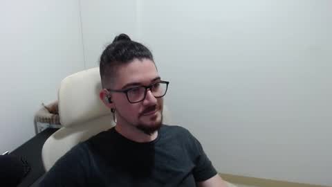 Adam online show from February 2026 07:07:01 PM