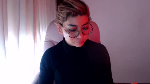 Snapshot of adan_romanoff chatting on May 2026 09:53:01 PM adan_romanoff online show from May 2026 09:53:01 PM