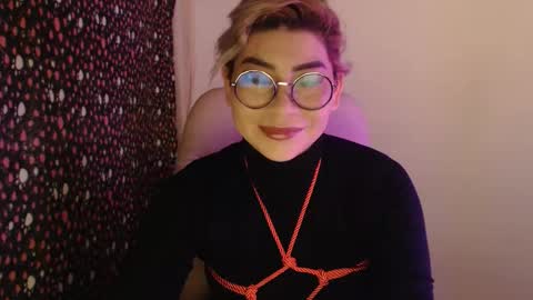 Snapshot of adan_romanoff chatting on May 2026 09:15:02 AM adan_romanoff online show from May 2026 09:15:02 AM