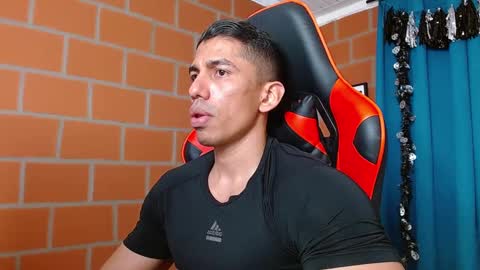 Snapshot of adan_sin1 chatting on December 2024 04:54:01 PM Adan Sin online show from December 2024 04:54:01 PM