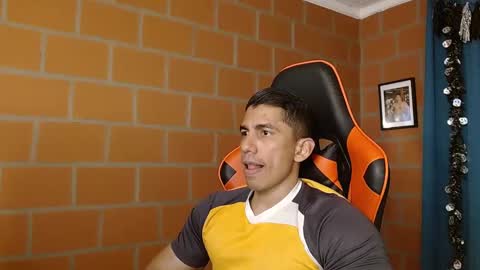 Snapshot of adan_sin1 chatting on January 2025 08:00:01 PM Adan Sin online show from January 2025 08:00:01 PM